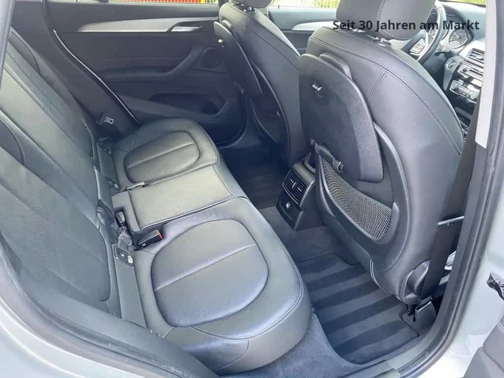 BMW X1 xDrive 20,D Sport Line,LED,AHK,SH,Navi,PDC,Ka 09/2017-photo-9