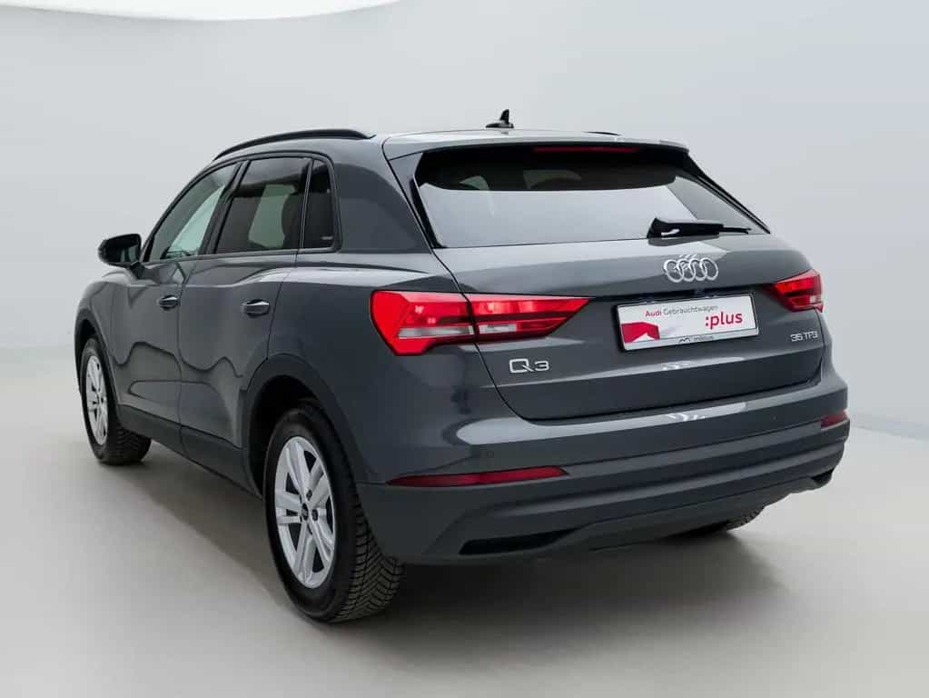 Audi Q3 35 TFSI 6-GANG*PANO*RFK*PDC*NAV*GJR*SHZ*KLIMA 05/2023-photo-4