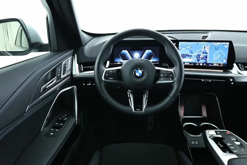 BMW X1 xDrive 23i M Sport|PANO|HUD|ad.LED|ACC|AHK 05/2025-photo-9