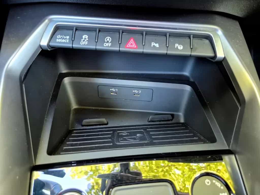 Audi A3 40 TFSI S tr. quattro S line Limousine Pano 07/2023-photo-29