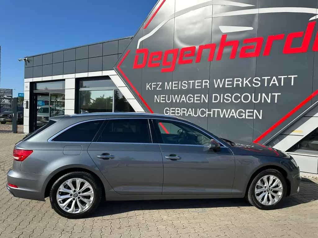 Audi A4 Avant 40 TDI quattro design Pano Nav AHK Temp 07/2019-photo-14