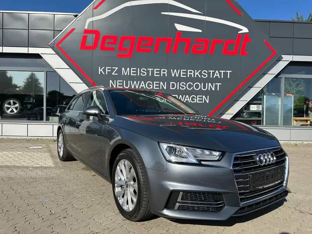 Audi A4 Avant 40 TDI quattro design Pano Nav AHK Temp 07/2019-photo-16