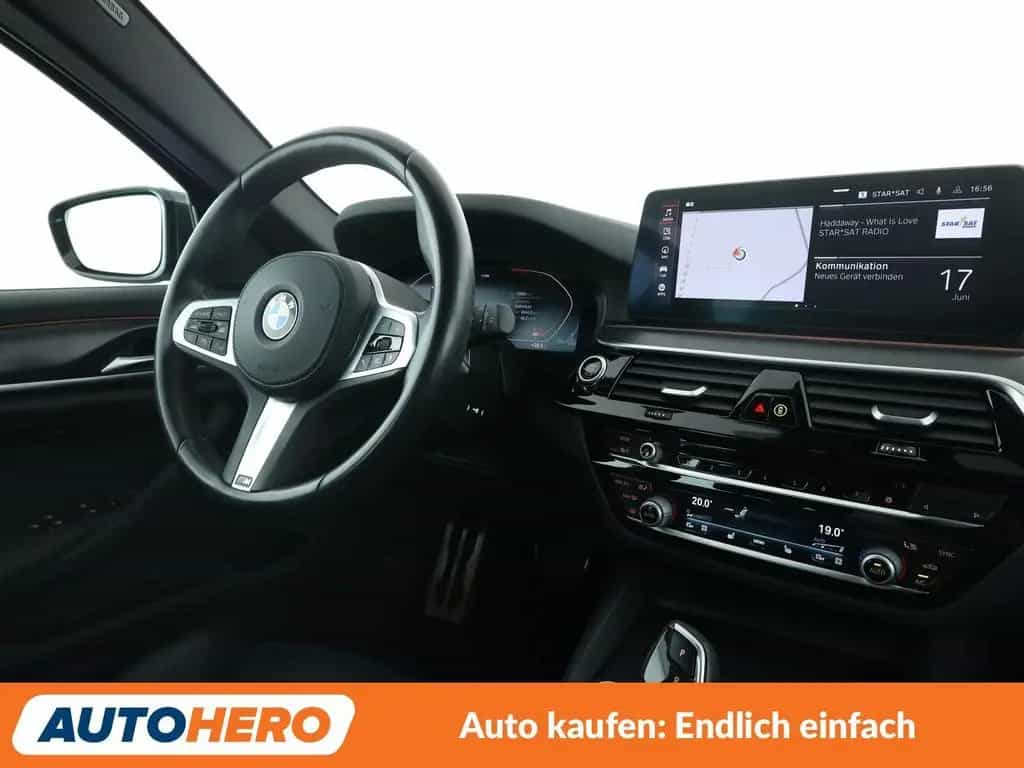BMW 540 540i Mild-Hybrid xDrive M Sport Aut.*NAVI*CAM* 10/2020-photo-12