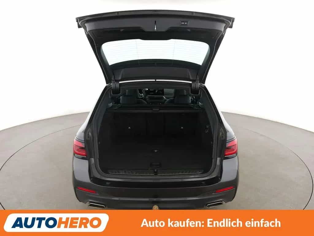 BMW 540 540i Mild-Hybrid xDrive M Sport Aut.*NAVI*CAM* 10/2020-photo-16