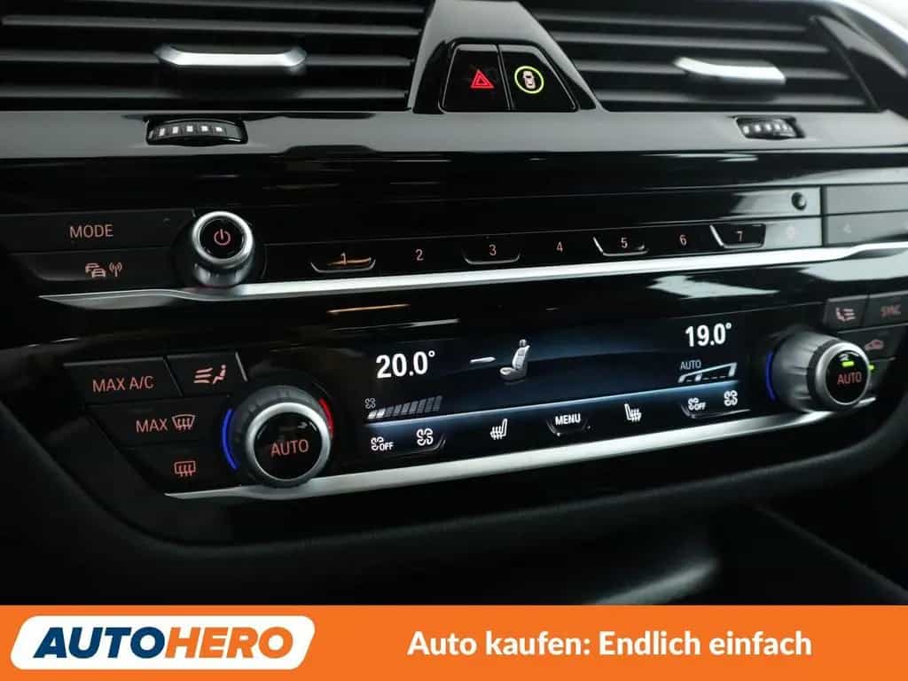 BMW 540 540i Mild-Hybrid xDrive M Sport Aut.*NAVI*CAM* 10/2020-photo-23