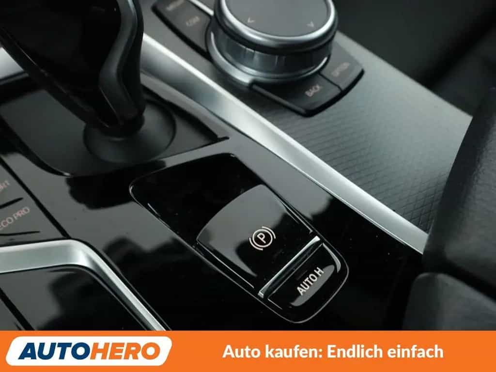 BMW 540 540i Mild-Hybrid xDrive M Sport Aut.*NAVI*CAM* 10/2020-photo-25