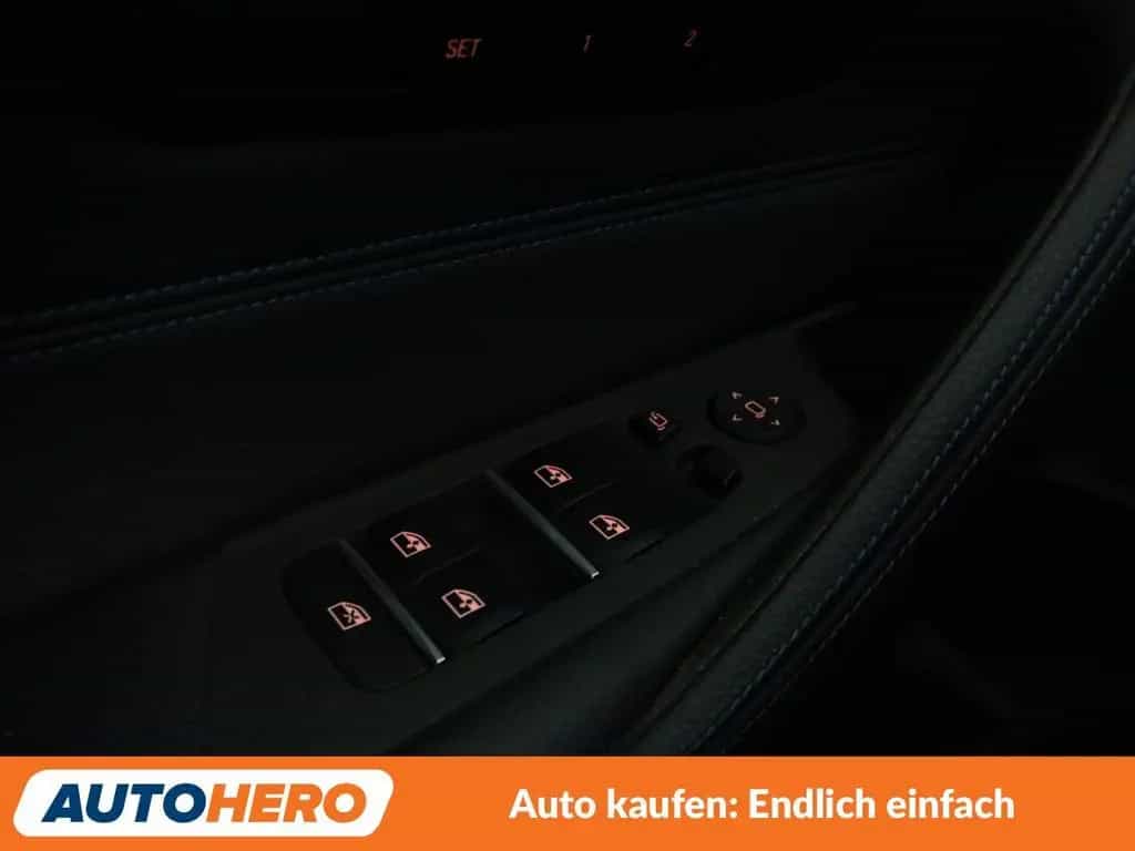 BMW 540 540i Mild-Hybrid xDrive M Sport Aut.*NAVI*CAM* 10/2020-photo-34