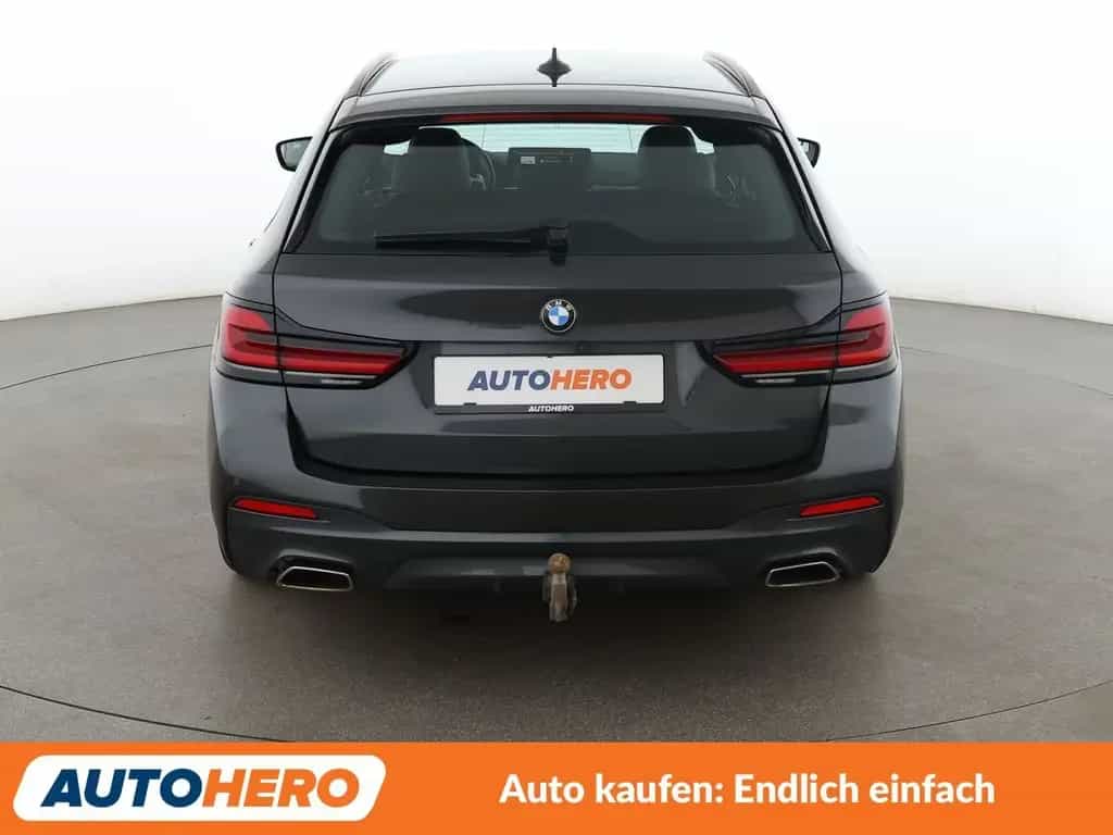 BMW 540 540i Mild-Hybrid xDrive M Sport Aut.*NAVI*CAM* 10/2020-photo-4