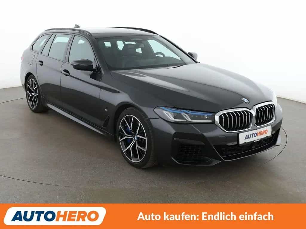 BMW 540 540i Mild-Hybrid xDrive M Sport Aut.*NAVI*CAM* 10/2020-photo-7