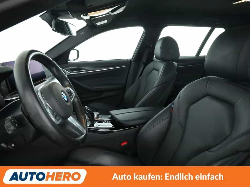 BMW 540 540i Mild-Hybrid xDrive M Sport Aut.*NAVI*CAM* 10/2020-photo-9