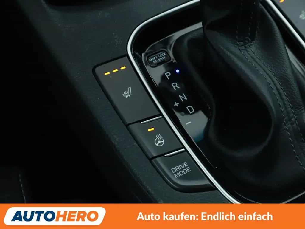 Hyundai i30 1.4 TGDI YES! Plus Aut.*NAV*LED*TEMPO*CAM* 11/2019-photo-25