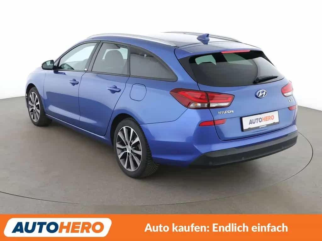 Hyundai i30 1.4 TGDI YES! Plus Aut.*NAV*LED*TEMPO*CAM* 11/2019-photo-3