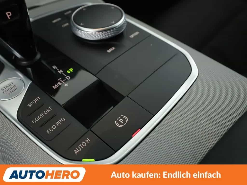 BMW 320 d Advantage Aut.*NAVI*PDC*LED*SHZ*TEMPO* 06/2020-photo-23