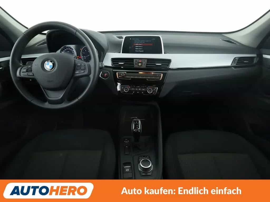 BMW X1 sDrive 20i Advantage Aut.*NAVI*TEMPO*PDC*SHZ*ALU 01/2019-photo-11