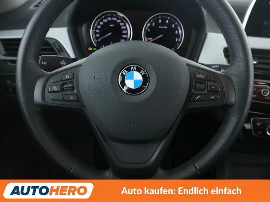 BMW X1 sDrive 20i Advantage Aut.*NAVI*TEMPO*PDC*SHZ*ALU 01/2019-photo-18