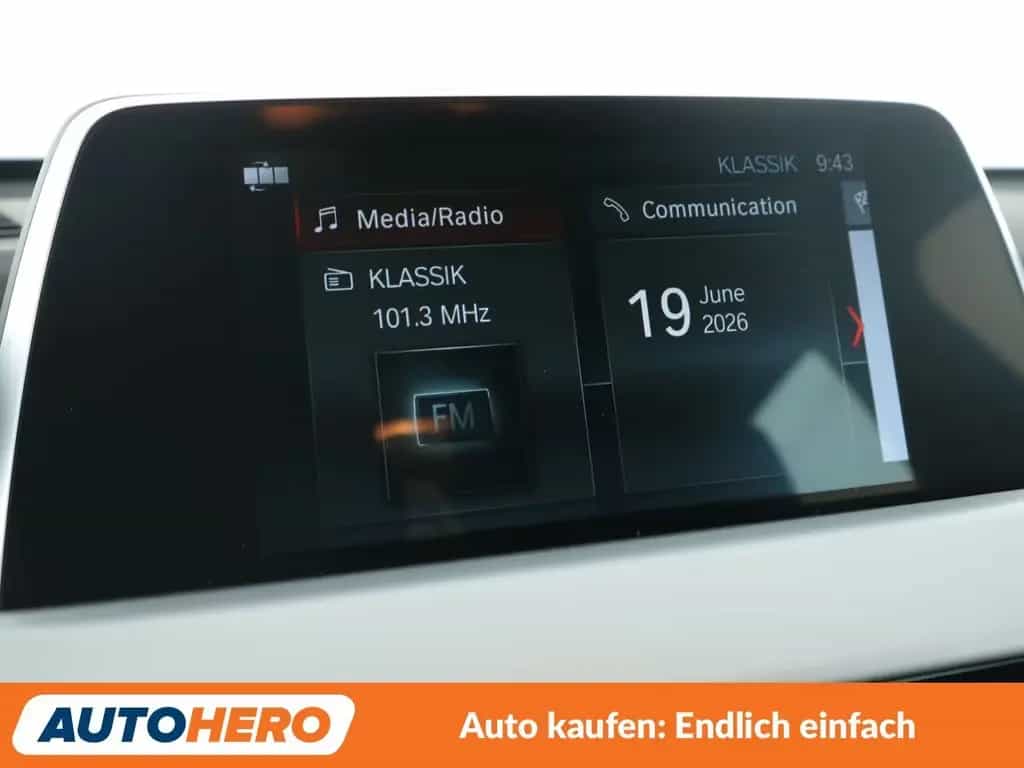 BMW X1 sDrive 20i Advantage Aut.*NAVI*TEMPO*PDC*SHZ*ALU 01/2019-photo-20