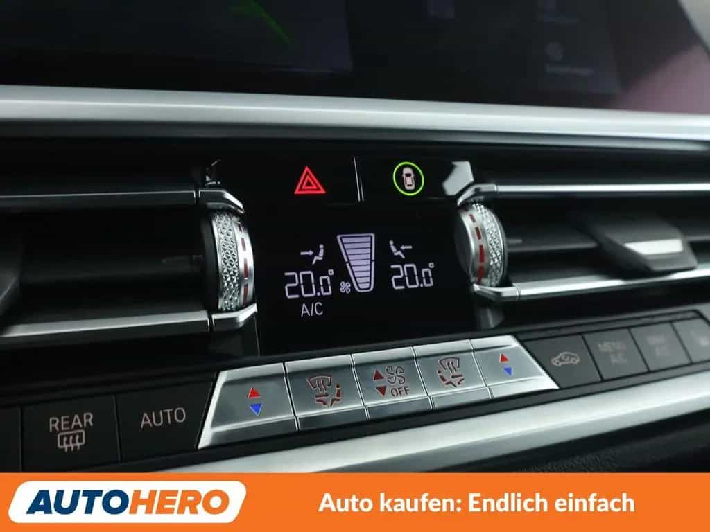 BMW 320 i M Sport Aut.*NAVI*LASER*TEMPO*CAM*PDC* 02/2020-photo-24