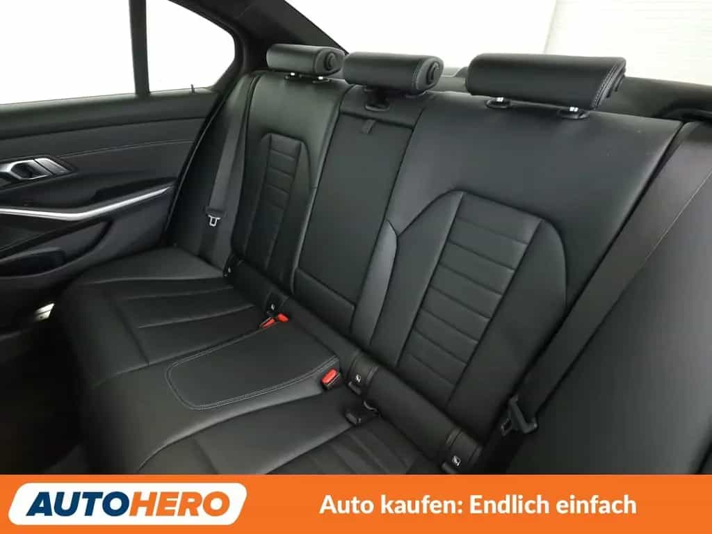 BMW 320 d M Sport Aut.*NAVI*LED*ACC*CAM*PDC*SHZ* 08/2021-photo-13