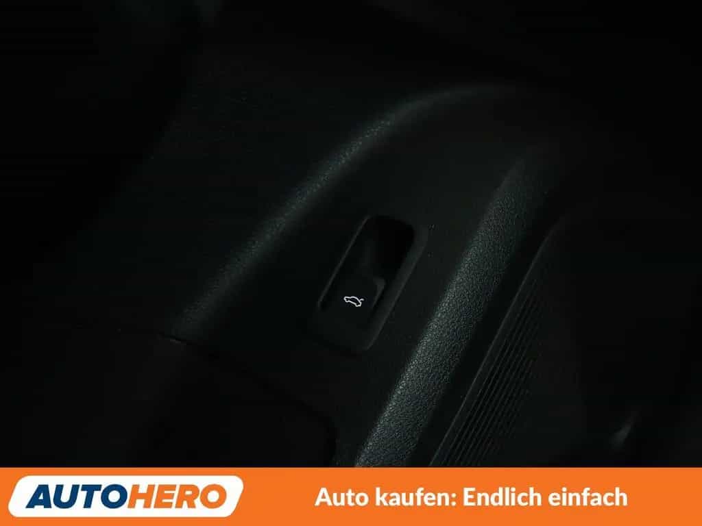 Audi Q2 40 TFSI quattro Sport Aut.*NAVI*LED*ACC*CAM* 12/2019-photo-27