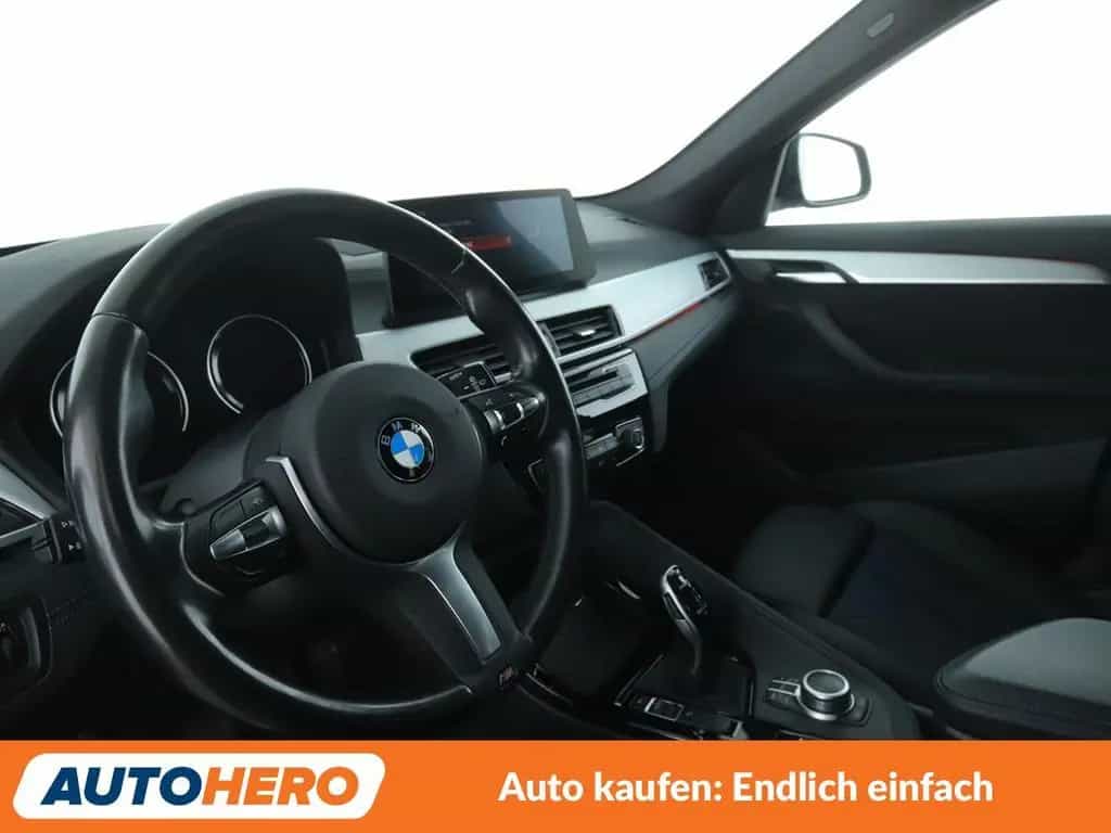BMW X1 sDrive 18d M Sport Aut.*NAVI*LED*TEMPO*HUD* 01/2020-photo-10