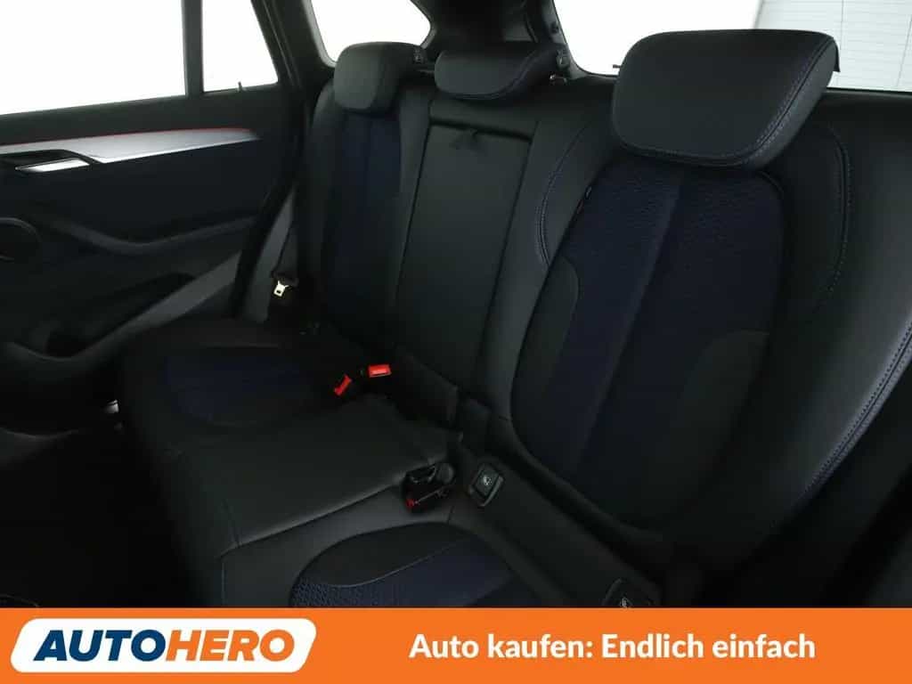 BMW X1 sDrive 18d M Sport Aut.*NAVI*LED*TEMPO*HUD* 01/2020-photo-13