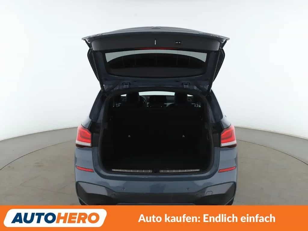 BMW X1 sDrive 18d M Sport Aut.*NAVI*LED*TEMPO*HUD* 01/2020-photo-16