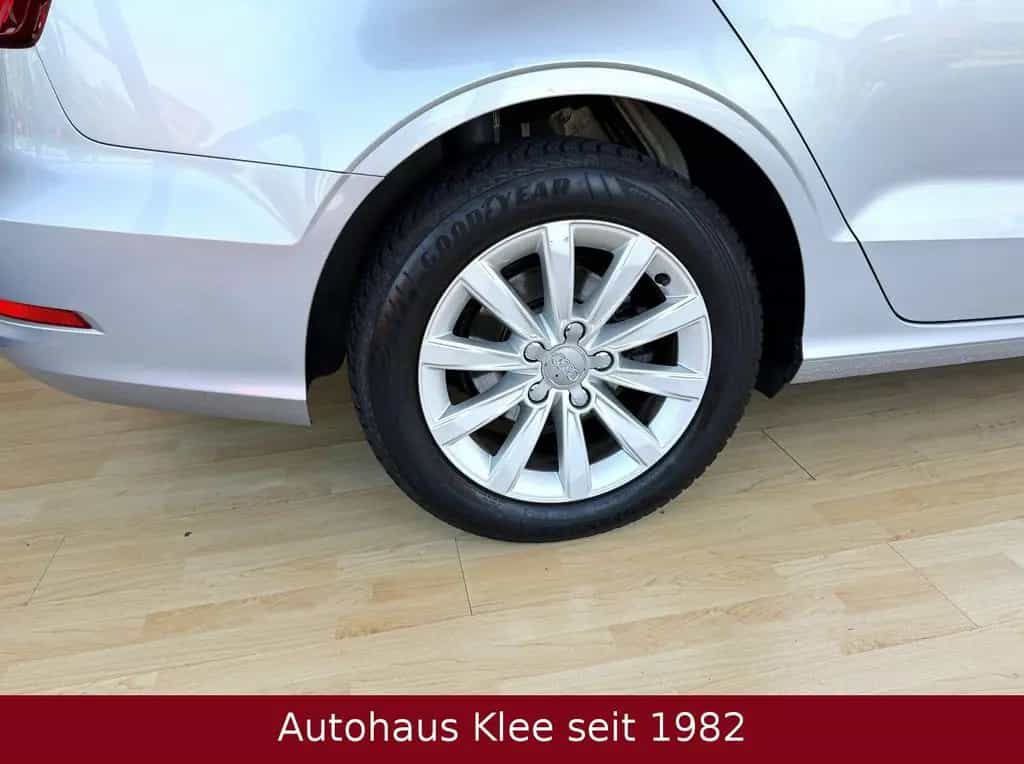 Audi A3 2.0 TDI Limo *Navi*Xenon*Bluetooth* 11/2014-photo-19