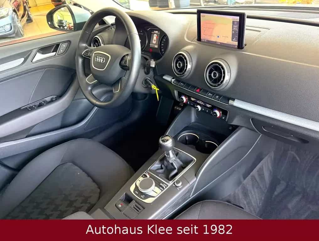 Audi A3 2.0 TDI Limo *Navi*Xenon*Bluetooth* 11/2014-photo-5