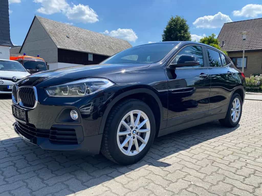 BMW X2 xDrive 25 Leder / Head-Up / Kamera / AHZV / 02/2020-photo-4
