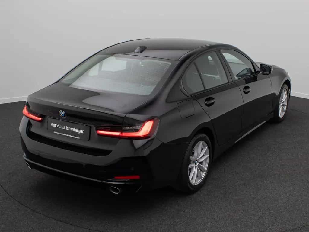 BMW 318 i Widscreen DAB PDC GeschwindigReg Cockpit+ 09/2024-photo-6