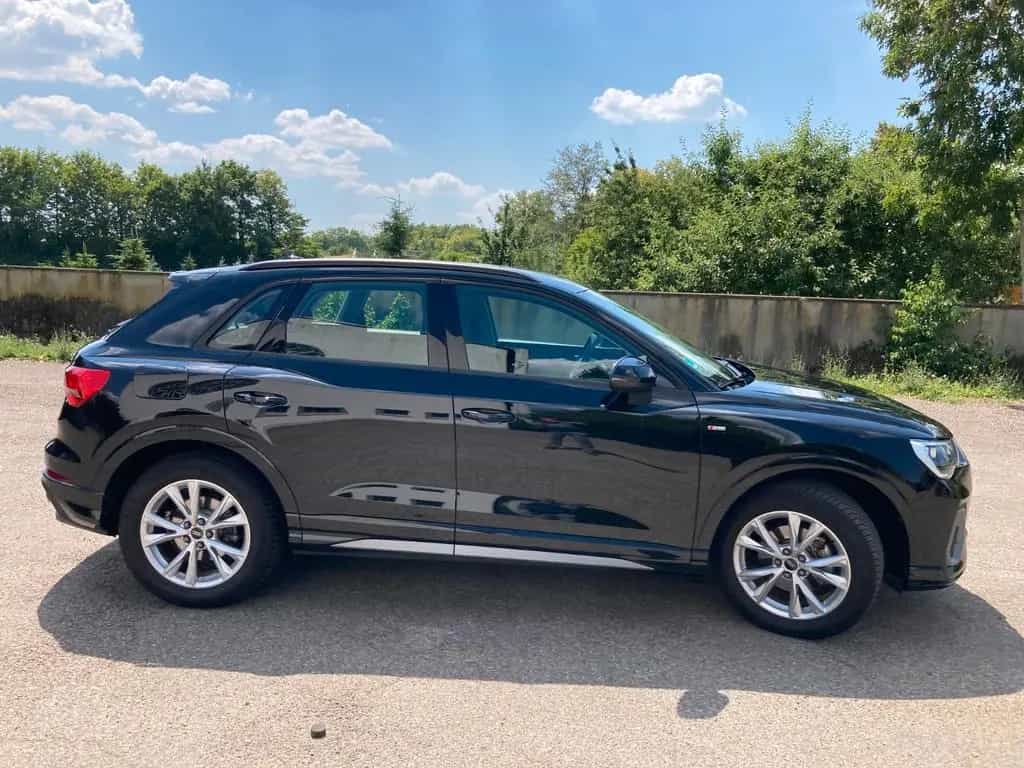 Audi Q3 35 TFSI S tronic S line S line 04/2024-photo-3