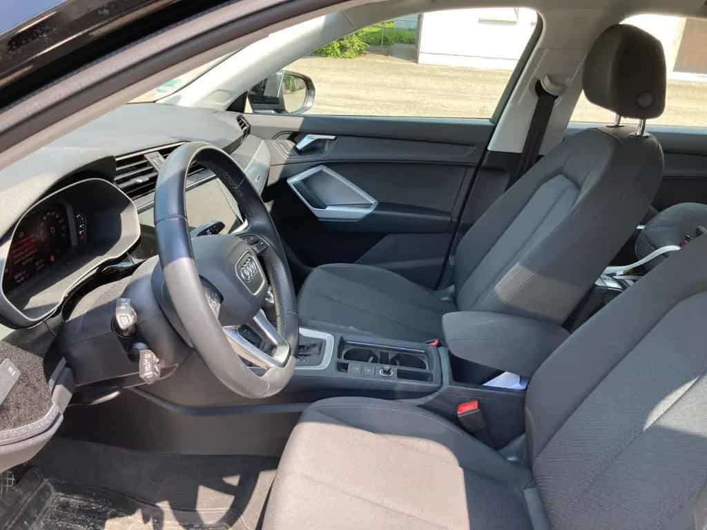 Audi Q3 35 TFSI S tronic S line S line 04/2024-photo-9