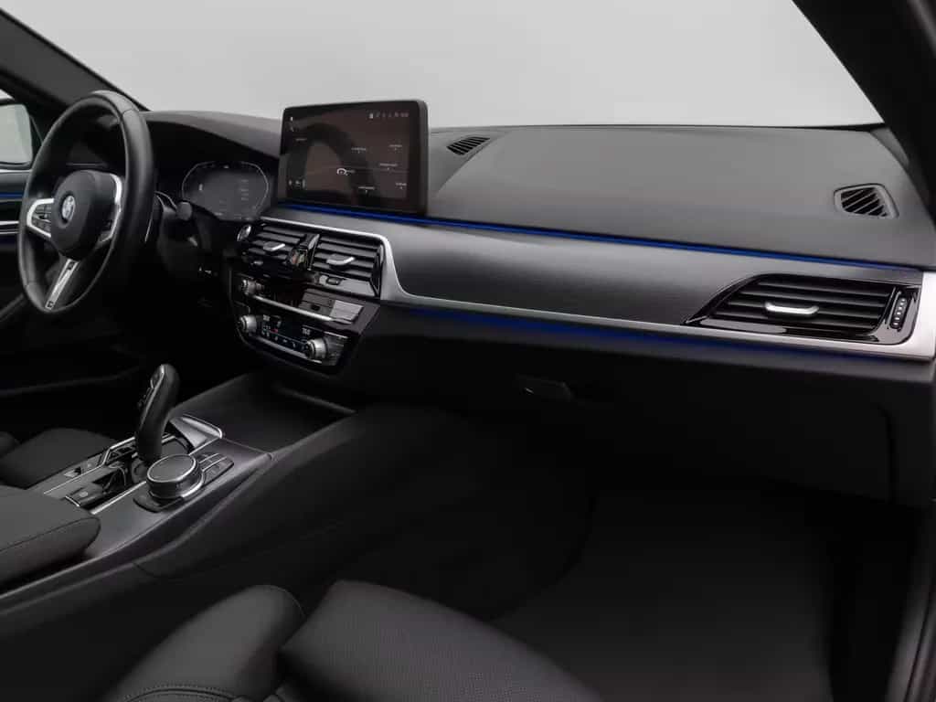 BMW 530 i M Sport Panorama 360°Laser HUD DAB H/K 19" 02/2023-photo-20