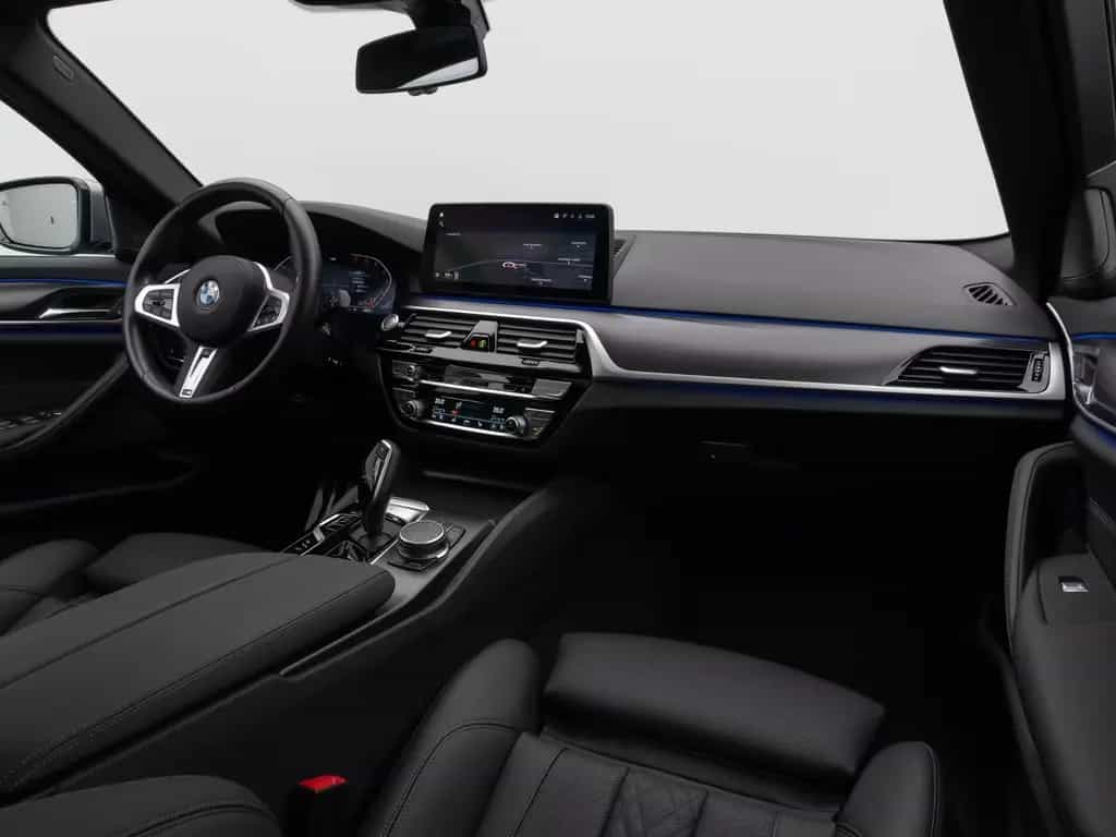 BMW 530 i M Sport Panorama 360°Laser HUD DAB H/K 19" 02/2023-photo-38