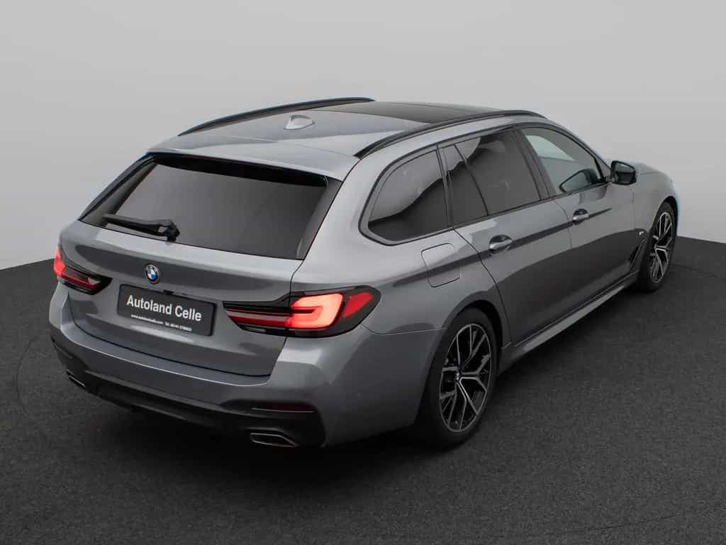 BMW 530 i M Sport Panorama 360°Laser HUD DAB H/K 19" 02/2023-photo-6