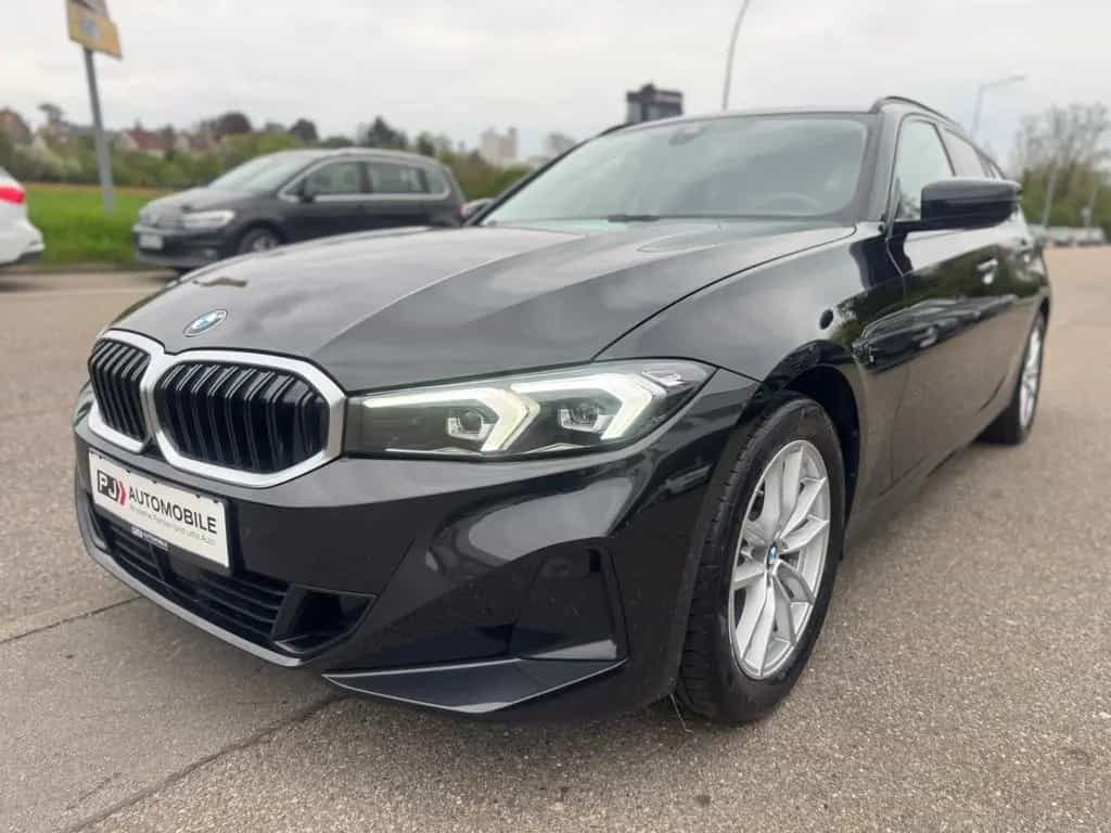 BMW 320 d Touring Navi LED Live Cockpit ACC AHK 1.H 09/2022-photo-1