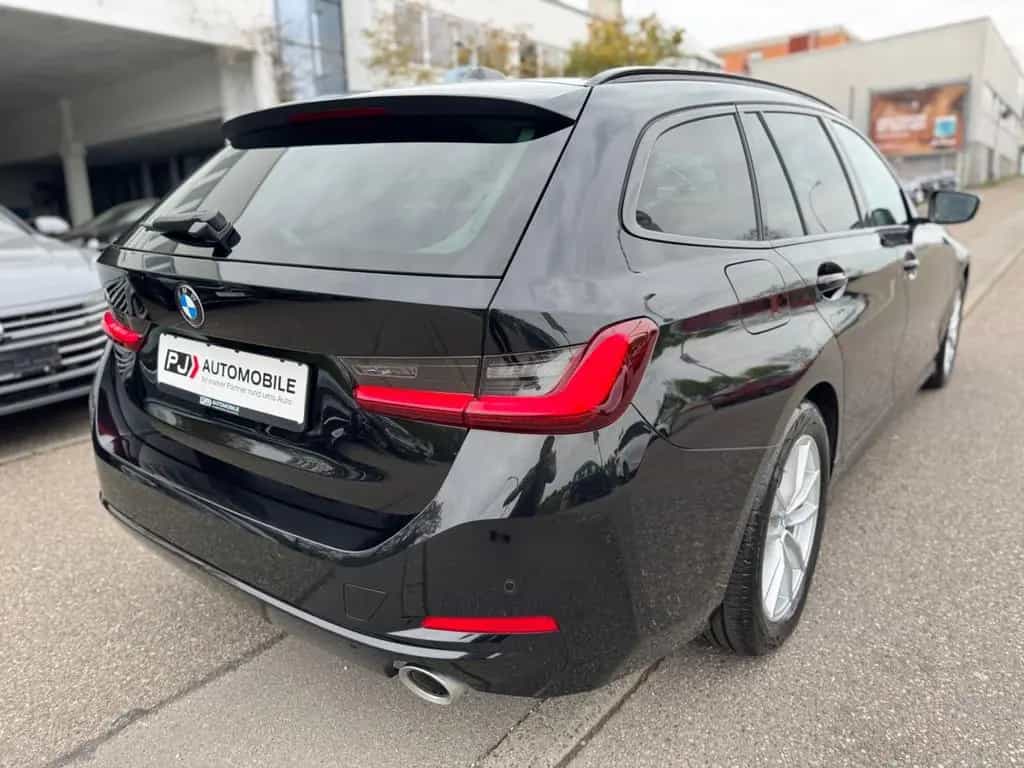 BMW 320 d Touring Navi LED Live Cockpit ACC AHK 1.H 09/2022-photo-5
