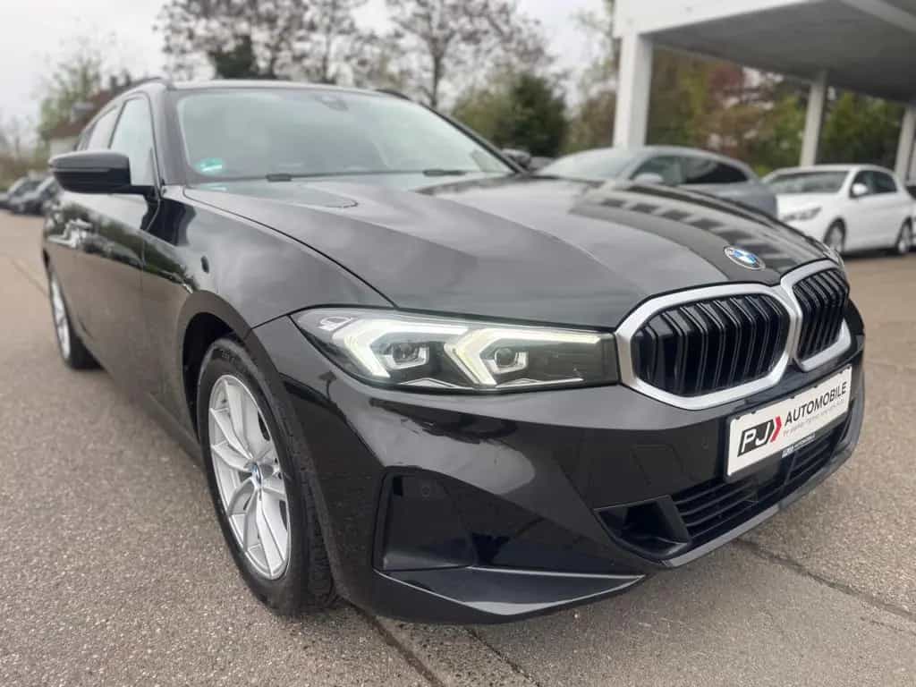 BMW 320 d Touring Navi LED Live Cockpit ACC AHK 1.H 09/2022-photo-7