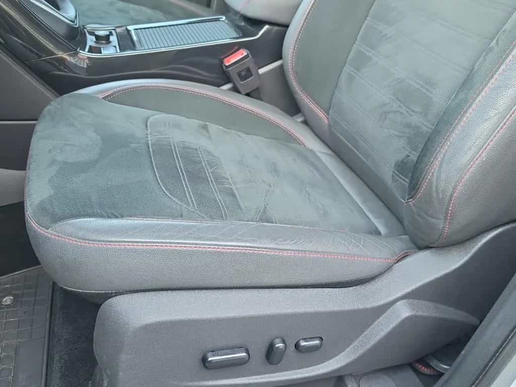 Ford Kuga ST-Line Panorama-Dach Kamera Alcantara AHK 06/2019-photo-23