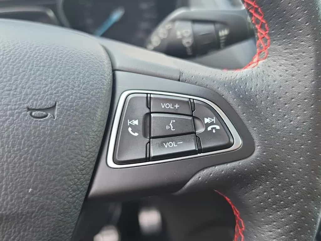 Ford Kuga ST-Line Panorama-Dach Kamera Alcantara AHK 06/2019-photo-26