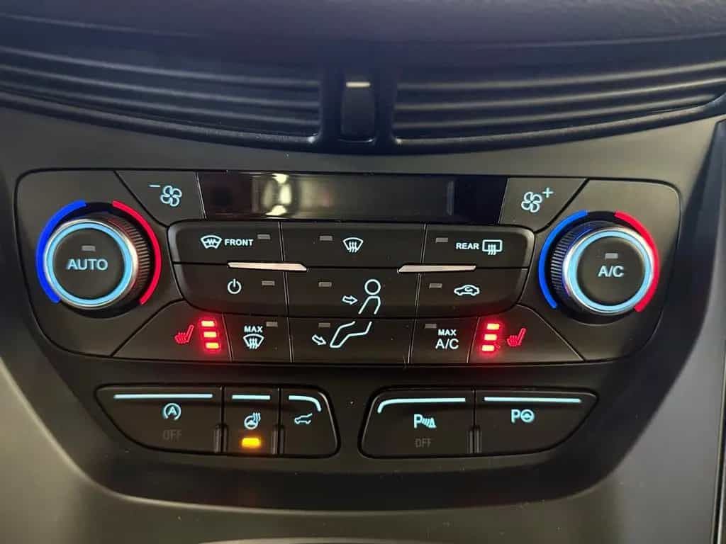Ford Kuga ST-Line*PANORAMA-DACH*AUTOMATIK*AHK*SHZ 04/2019-photo-28