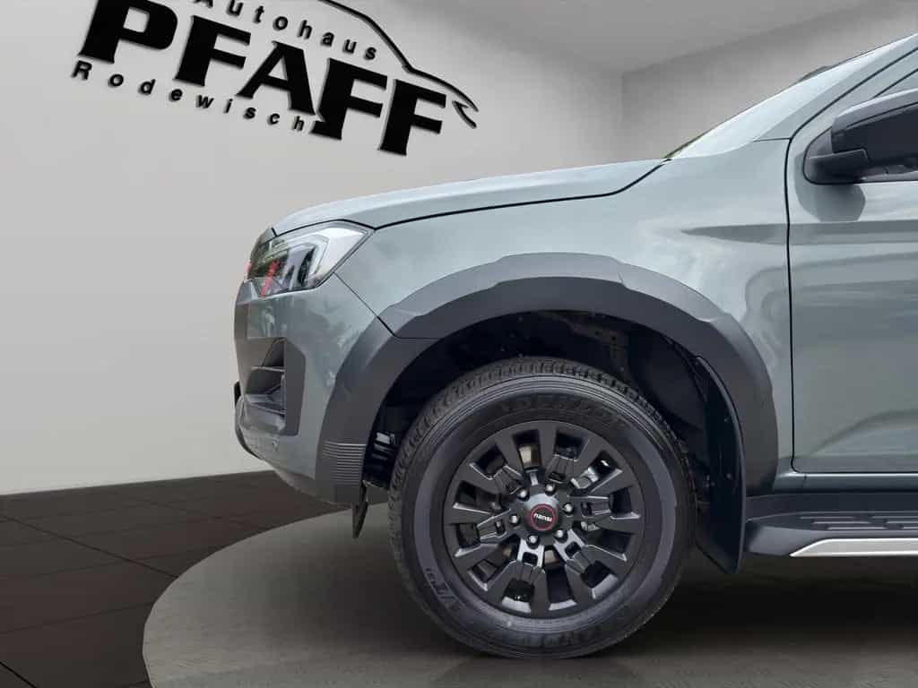 Isuzu D-Max 2.2 SPACE CAB 4WD V-CROSS | MY2026 null-photo-21