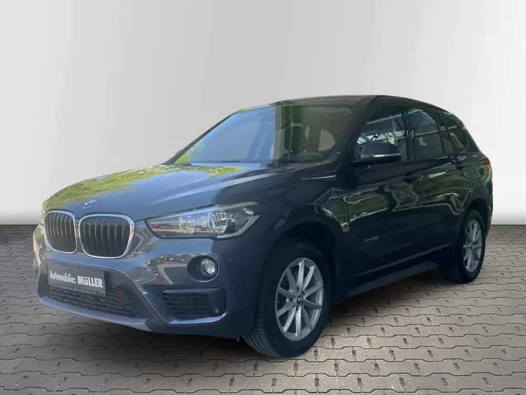 BMW X1 xDrive 20i+AHK+KAMERA+HUD+HIFI+NAVI PLUS+ 03/2018-photo-1