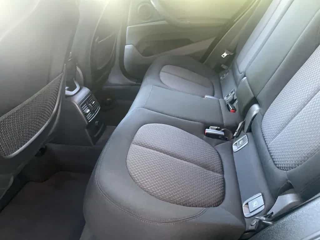 BMW X1 xDrive 20i+AHK+KAMERA+HUD+HIFI+NAVI PLUS+ 03/2018-photo-11