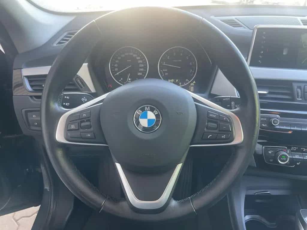 BMW X1 xDrive 20i+AHK+KAMERA+HUD+HIFI+NAVI PLUS+ 03/2018-photo-19
