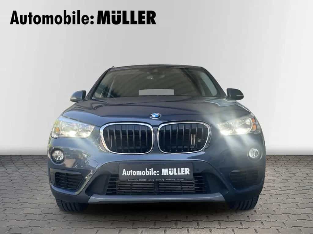 BMW X1 xDrive 20i+AHK+KAMERA+HUD+HIFI+NAVI PLUS+ 03/2018-photo-2