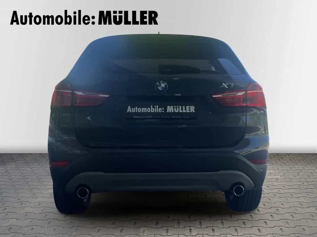 BMW X1 xDrive 20i+AHK+KAMERA+HUD+HIFI+NAVI PLUS+ 03/2018-photo-4