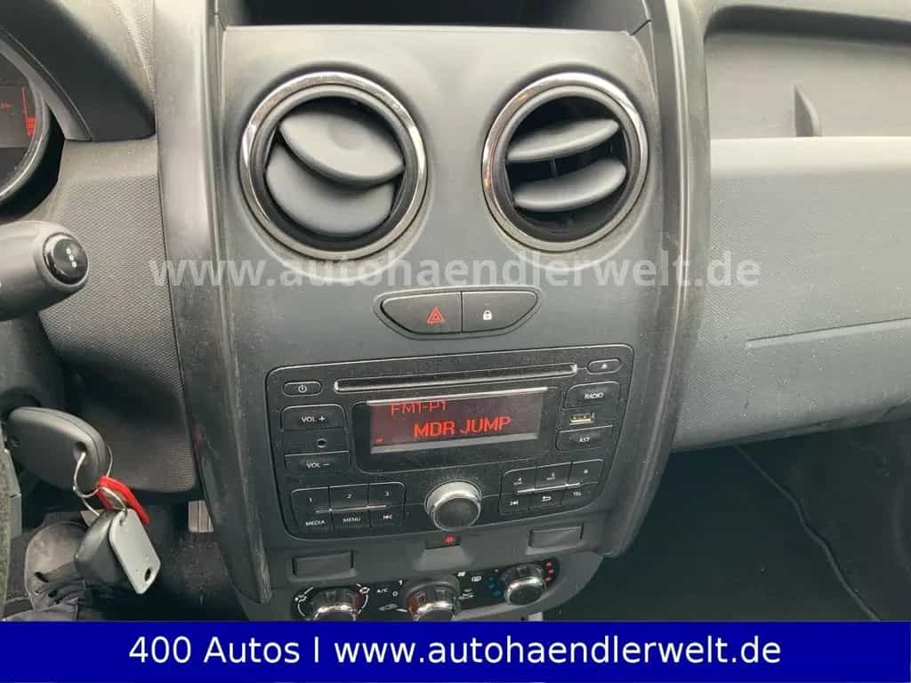 Dacia Duster 1.2 Celebration 4x2 12/2015-photo-13