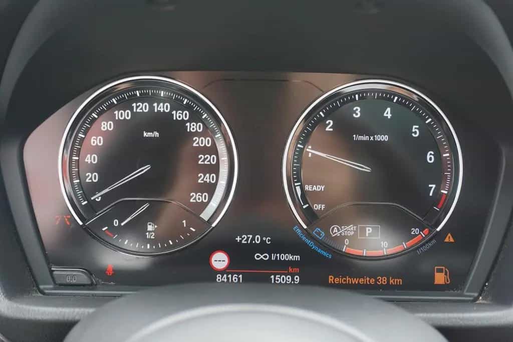 BMW X1 sDrive18i M-Paket Aut. LED Navi Head-Up AHK 01/2020-photo-17