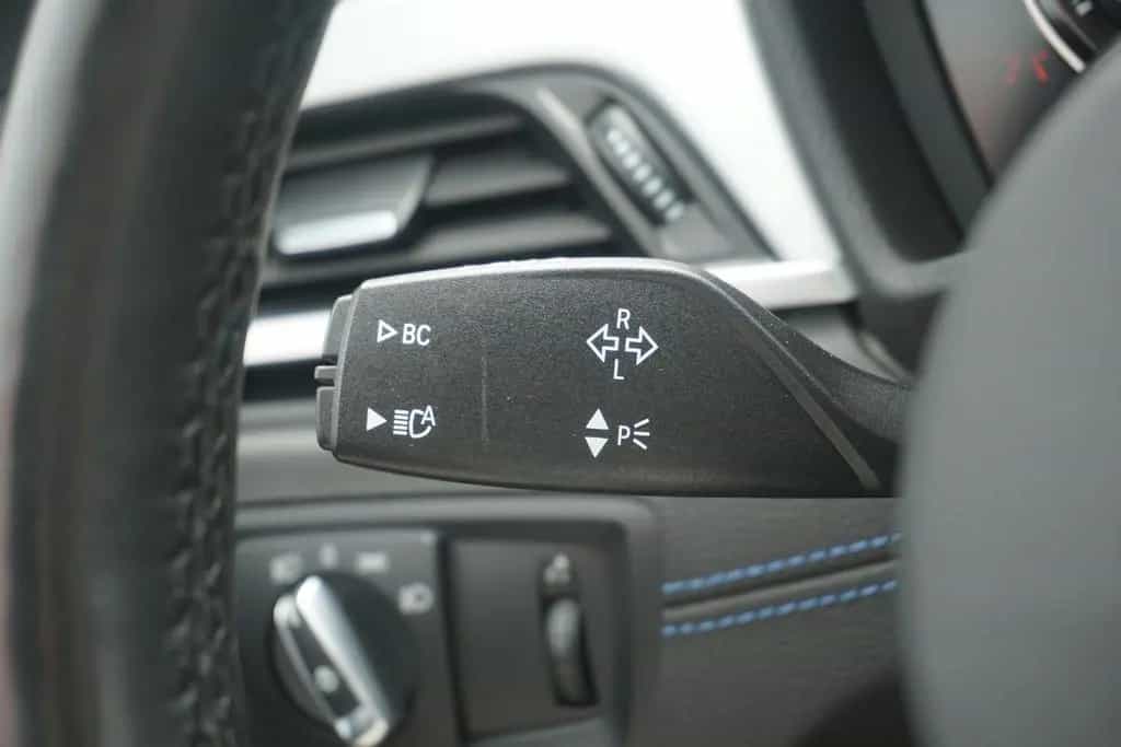 BMW X1 sDrive18i M-Paket Aut. LED Navi Head-Up AHK 01/2020-photo-20